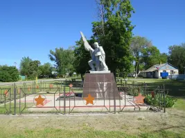 Памятник неизвестным солдатам - хутор Ново-Мартыновский, Мартыновского района Ростовской области, фотография 2