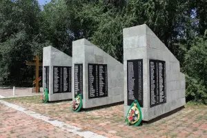 Мемориальное захоронение воинов ВОВ - станица Богоявленская, Константиновский район, Ростовская область, фотография 5