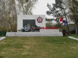 Обелиск погибшим в годы Великой Отечественной войны (1941−1945 гг) жителям села Орлово Армизонского района Тюменской области, фотография 2