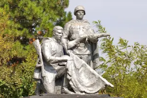 Братская могила воинов ВОВ - село Богородицкое, Песчанокопский район, Ростовская область, фотография 3