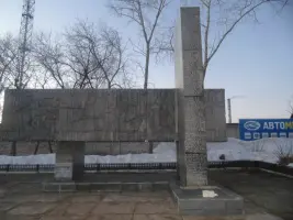 Обелиск тылу и фронту, фотография 2