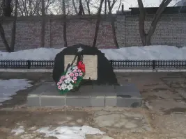 Мемориальная доска пароходам и экипажам