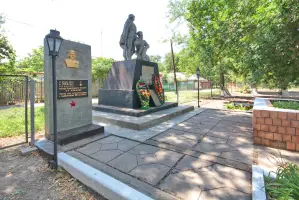 Мемориал павшим воинам ВОВ - хутор Надежовка, Тацинский район, Ростовская область, фотография 4