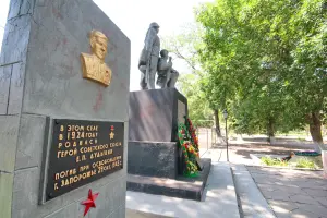 Мемориал павшим воинам ВОВ - хутор Надежовка, Тацинский район, Ростовская область, фотография 5