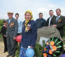 Памятник воинам Великой Отечественной войны, погибшим в 1942 г. на территории с. Пасюковка Кантемировского района Воронежской области, фотография 2