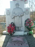 Памятник воинам-односельчанам, погибшим В Великой Отечественной войне