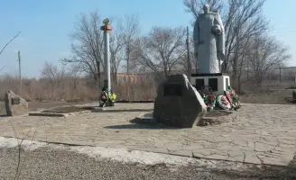 Мемориал Победы в Великой Отечественной Войне в селе Прохоровка, Ростовской области, фотография 2