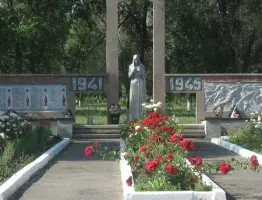 Мемориал «Никто не заыт, ничто не забыто», фотография 2