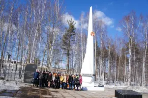 Обелиск Славы, посвященный 30-летию Великой Победы советского народа над фашистской Германией, фотография 3