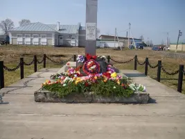 Обелиск в честь земляков, погибших на фронтах Великой Отечественной войны, фотография 2