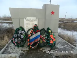 Памятник погибшим солдатам, фотография 4