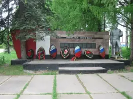 Памятник участникам Великой Отечественной войны в д. Пекша Петушинского района Владимирской области, фотография 3