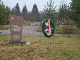 Братская могила советских воинов на новом гражданском городском кладбище, мест. Бабкино, Малая Вишера