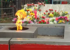 Гражданское городское кладбище (старое), братская могила советских воинов