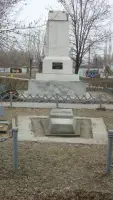 Братская могила воинов Советской Армии, погибших в дни Сталинградской битвы