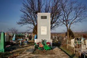 Братская могила воинов ВОВ - хутор Ягодинка, Октябрьский район, Ростовская область, фотография 5