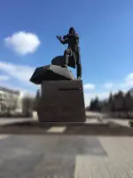 Памятник Добровольцам-танкистам