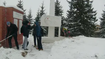 Памятник в п. Победа Шегарского района Томской области, фотография 2