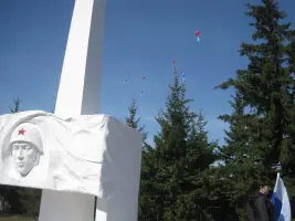Памятник в п. Победа Шегарского района Томской области, фотография 3
