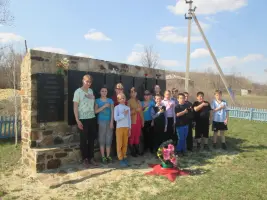 Памятник погибшим воинам в хуторе Верхний Митякин