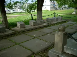 Воинское кладбище советских матросов и офицеров, павших в боях с японскими милитаристами в августе 1945г, фотография 2