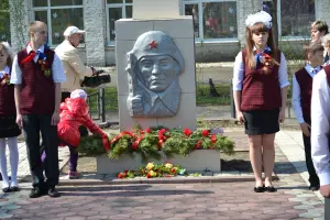 Памятник обелиск воинской славы воинам землякам погибшим в годы Великой Отечественной войны