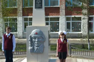Памятник обелиск воинской славы воинам землякам погибшим в годы Великой Отечественной войны, фотография 2