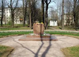 Памятник пушкинцам Героям Советского Союза, фотография 4