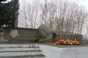 Памятник "Павшим во имя Отчизны"