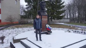 Памятник Ивану Даниловичу Черняховскому