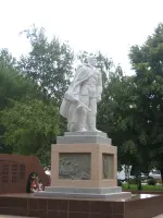 Мемориальный комплекс «Сквер Памяти» (имени 40-летия Победы) в городе Славянске-на-Кубани Краснодарского края, фотография 3