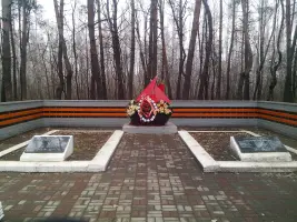 Памятник бойцам 254 Краснознаменного зенитно-артиллерийского полка, погибшим при защите неба над Курском, фотография 4