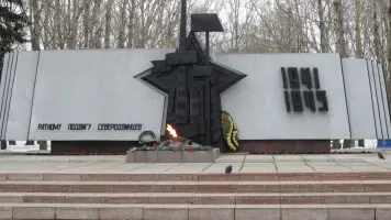 Воинский мемориальный комплекс «Скорбящая мать – Родина», фотография 2