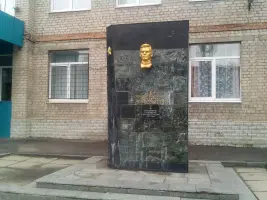 Памятник Герою Советского Союза Ольшанскому К. Ф