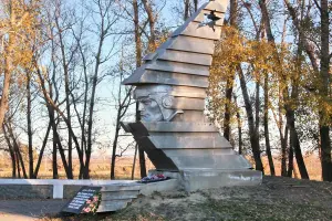 Памятник летчику Дивиченко - станица Обливская Ростовская область