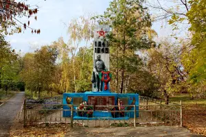 Мемориал павшим воинам ВОВ - поселок Знаменка, Морозовский район, Ростовская область, фотография 5