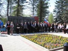Обелиск воинам-землякам, погибшим в годы ВО войны, фотография 3