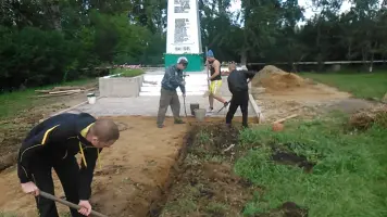 Памятник погибшим воинам из села Чечеул