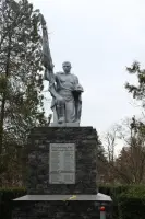 Памятник-захоронение погибших воинов