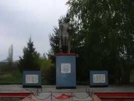 Памятник «Неизвестному солдату в селе Березовка», фотография 2