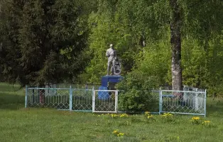 Памятник погибшим мирным жителям деревни ЯМНОЕ