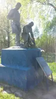 Памятник погибшим мирным жителям деревни ЯМНОЕ, фотография 3