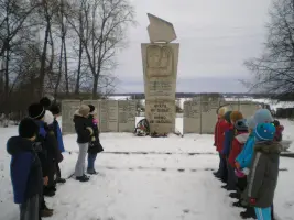 Мемориал землякам, жителям деревень Зарудавица, Иванцево, Литвешово, Максимовка, Новинки, Подогильники, Тишки