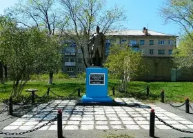Памятник «Воину-cтроителю»