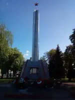 Братская могила советским воинам, фотография 2