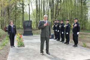 Памятник землякам погибшим на фронтах Великой Отечественной войны 1941−1945 гг. д. Кушлянщина на месте неизвестного захоронения, фотография 4