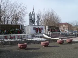 Мемориал в память погибшим землякам-чановцам в Великой Отечественной войне