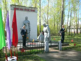 Памятник землякам, погибшим в годы ВО войны, фотография 4