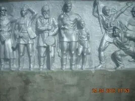 Мемориальный комплекс погибшим односельчанам в годы ВОВ. Село Карасай Акбулакского района Оренбургской области, фотография 2