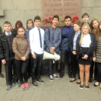 Мемориальная доска «Погибшим в эвакогоспитале при артобстреле», фотография 2